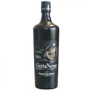 Gatta nera liquore di liquirizia e menta a base di grappa di prosecco 70 cl