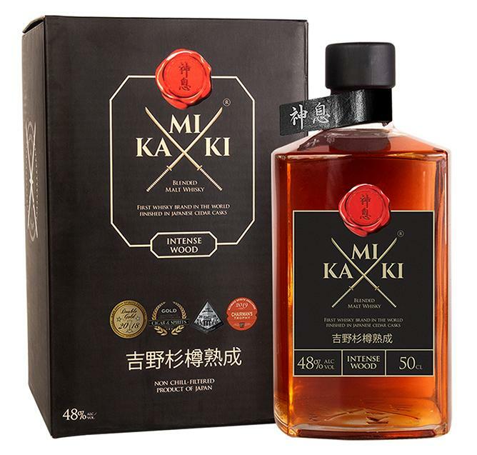 kamiki kamiki blended whisky intense wood cedar casks 50 cl in astuccio - foto 1